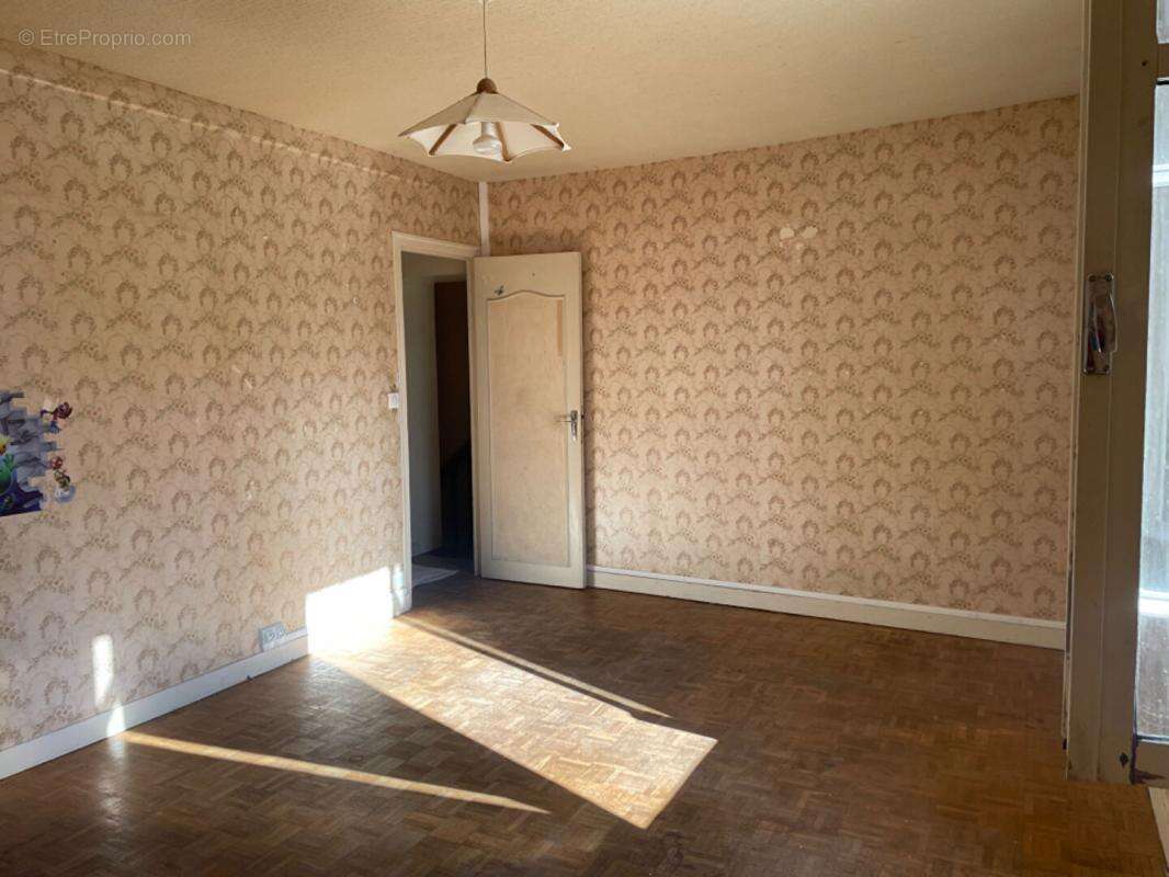 Maison à BONNY-SUR-LOIRE