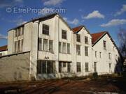 Parking à FOURCHAMBAULT