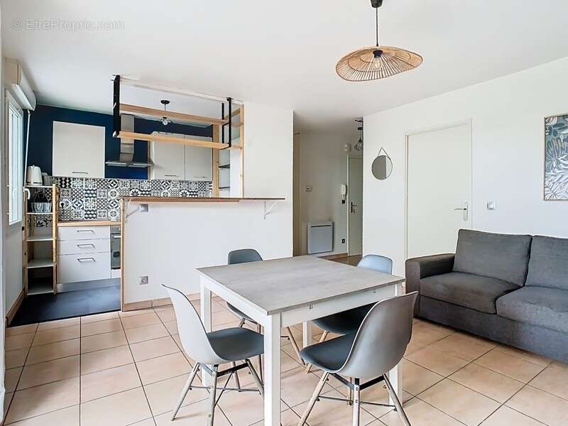 Appartement à VILLE-LA-GRAND