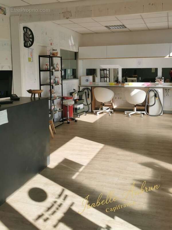 Commerce à SEYSSINET-PARISET