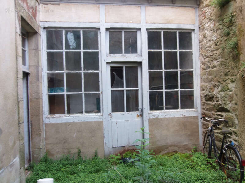 Commerce à DOUARNENEZ