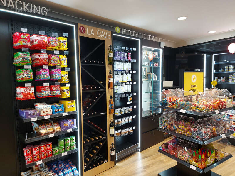 Commerce à GIRONDE-SUR-DROPT