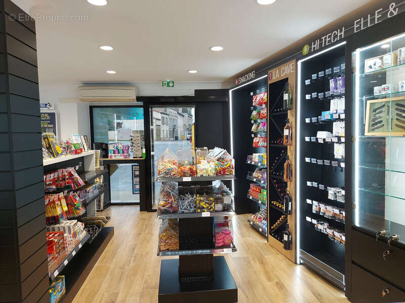 Commerce à GIRONDE-SUR-DROPT