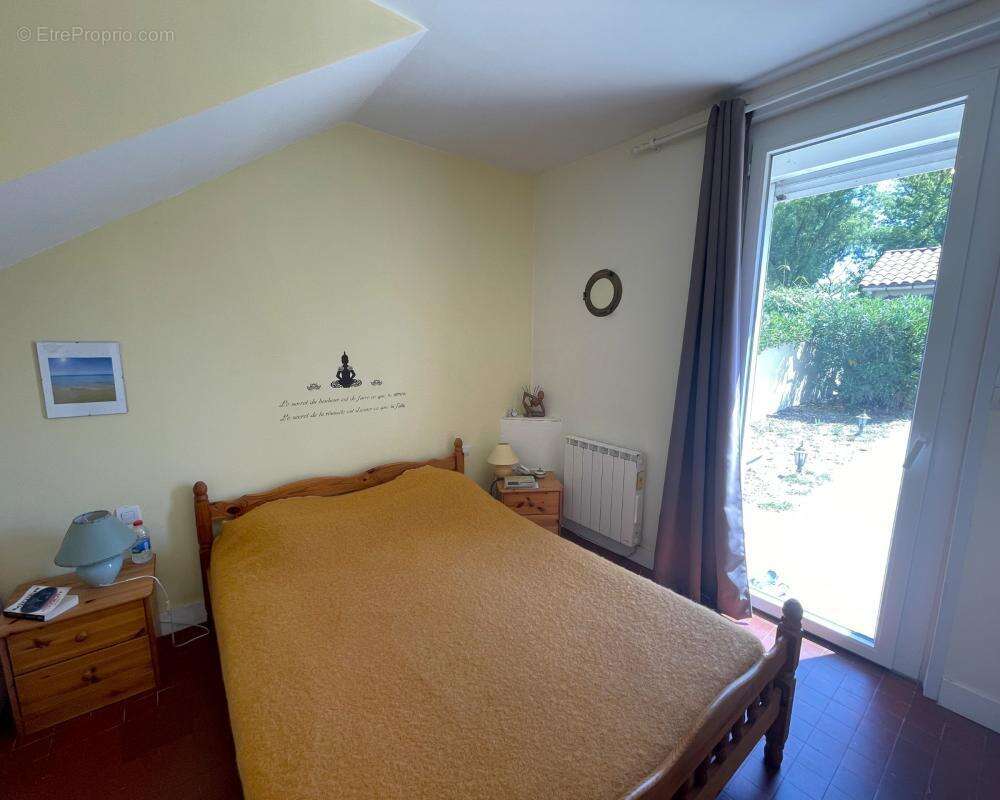 Maison à LES EGLISOTTES-ET-CHALAURES