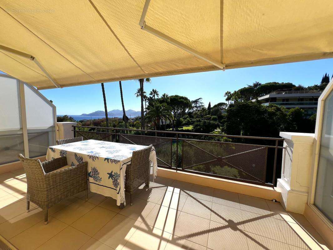 Appartement à CANNES