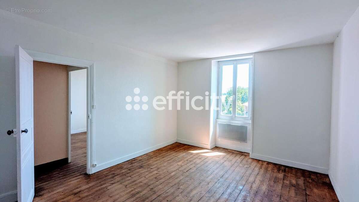 Maison à SAINT-CLAUD