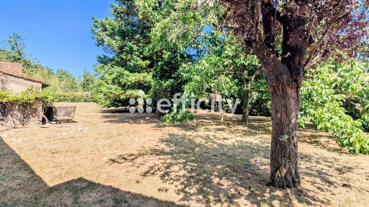 Maison à SAINT-CLAUD