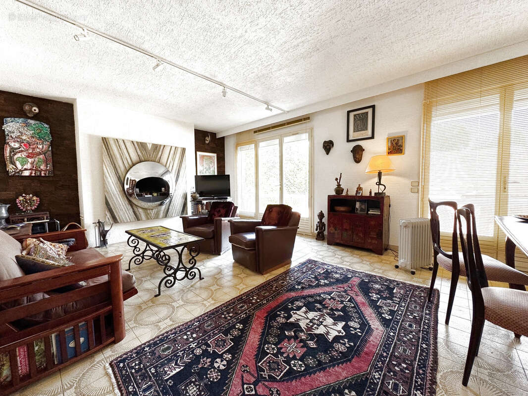 Maison à MARLY-LA-VILLE