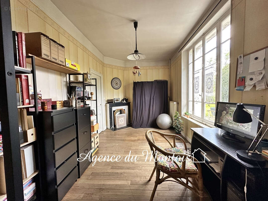 Maison à MONTEREAU-FAULT-YONNE