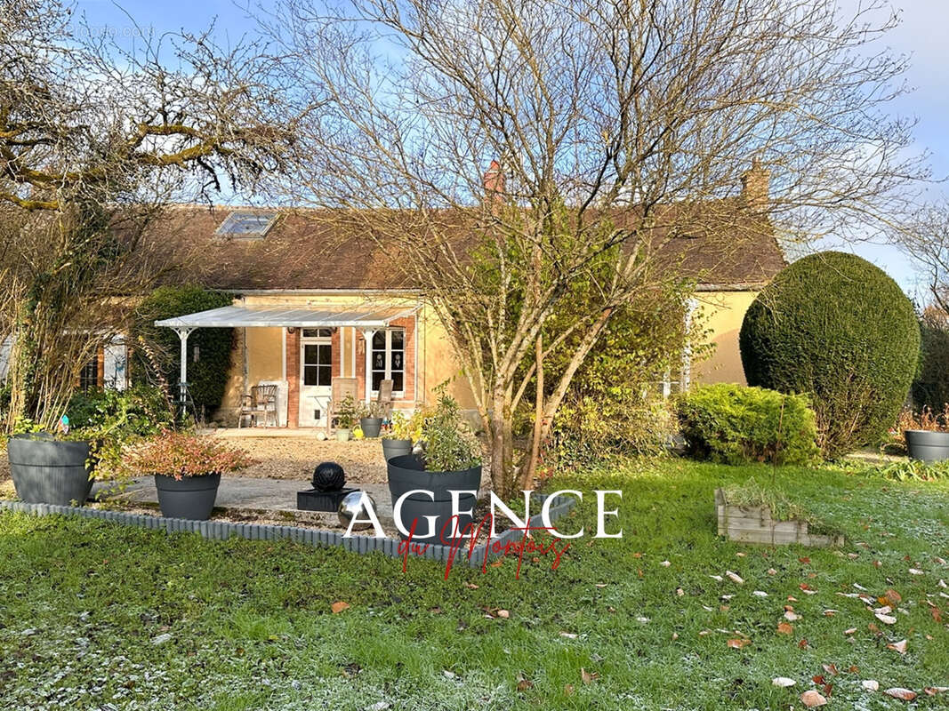 Maison à MONTEREAU-FAULT-YONNE