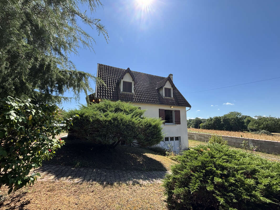 Maison à SAINT-AULAYE