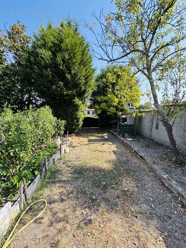 Maison à SAINT-AULAYE