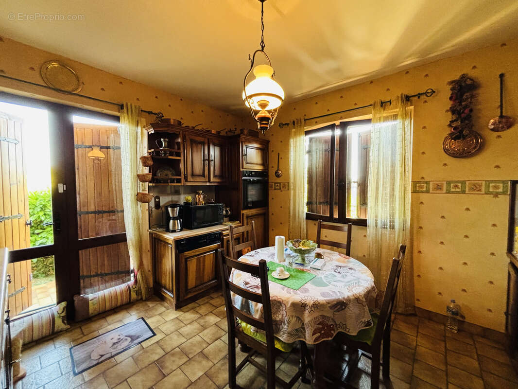 Maison à SAINT-AULAYE