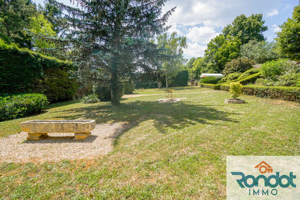 Maison à MESSIGNY-ET-VANTOUX