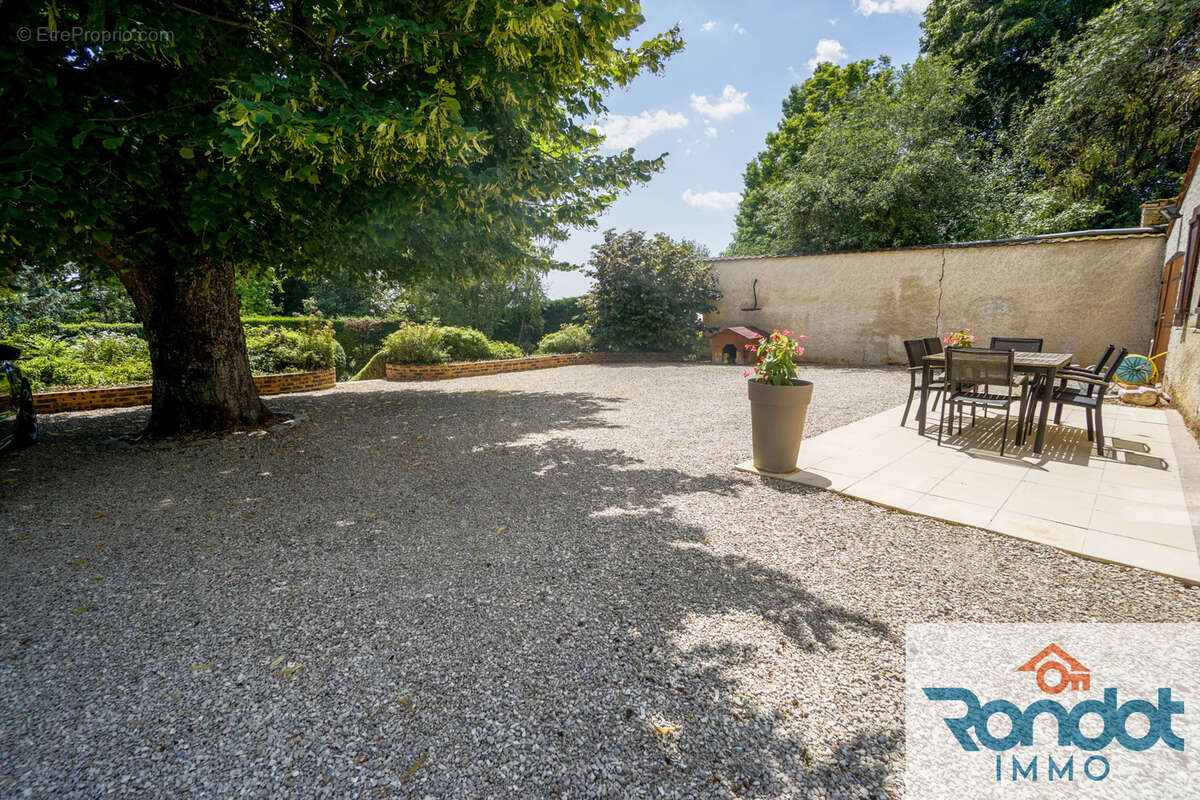 Maison à MESSIGNY-ET-VANTOUX