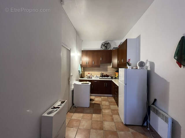 Appartement à MARSEILLE-2E