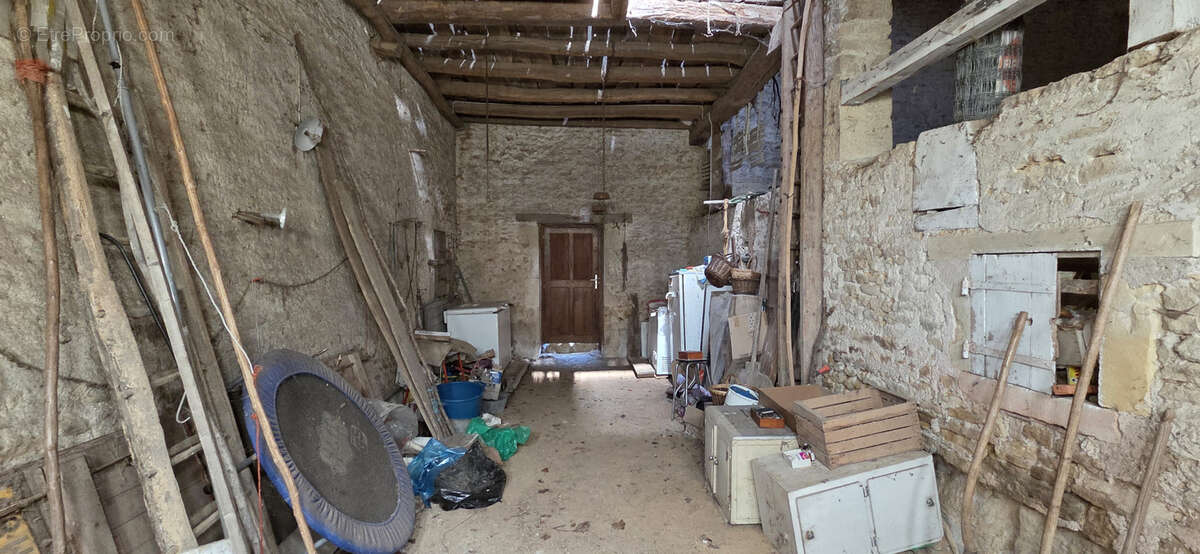 Maison à BRINON-SUR-BEUVRON