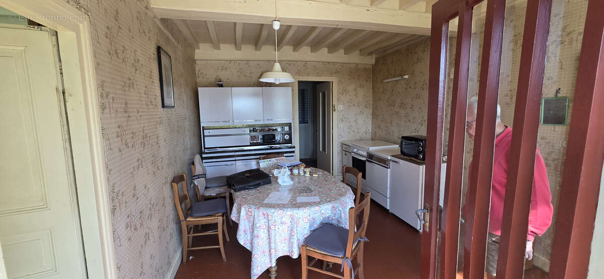 Maison à BRINON-SUR-BEUVRON