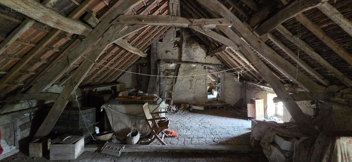 Maison à BRINON-SUR-BEUVRON