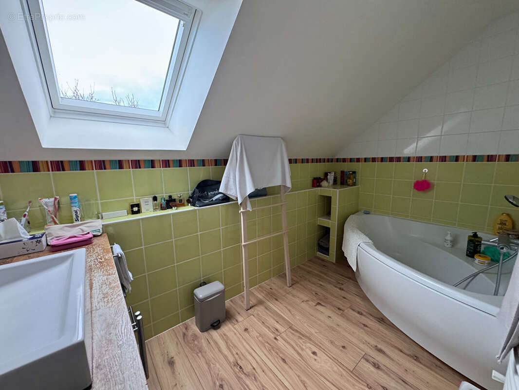 Maison à LOUROUX-DE-BEAUNE