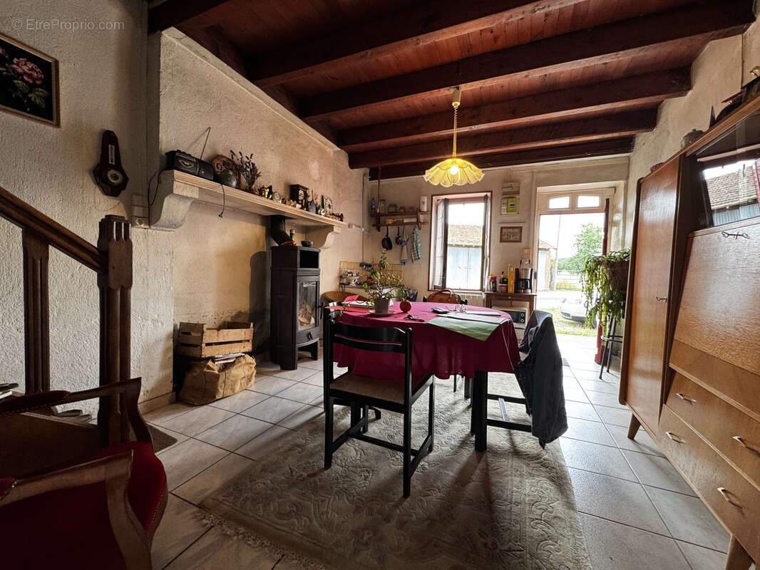 Maison à EVAUX-LES-BAINS