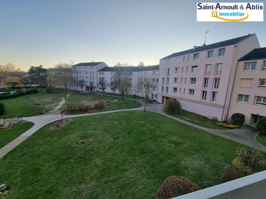 Appartement à RAMBOUILLET