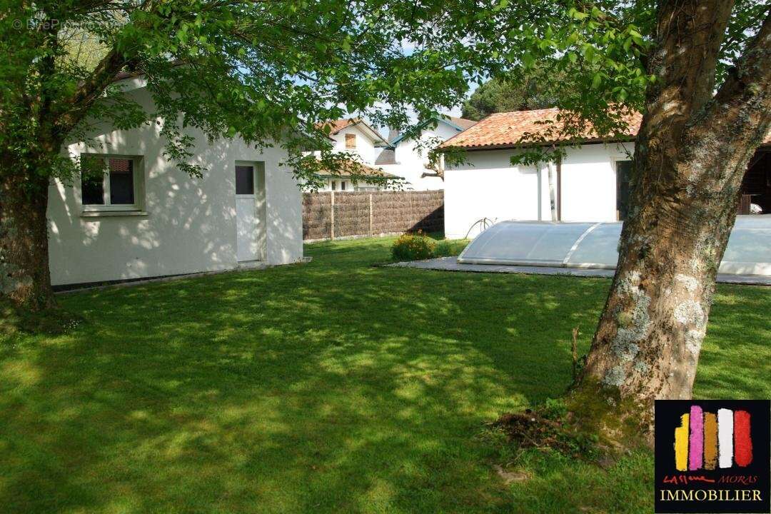 Maison à VIELLE-SAINT-GIRONS