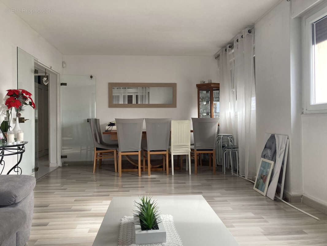 Appartement à SARCELLES