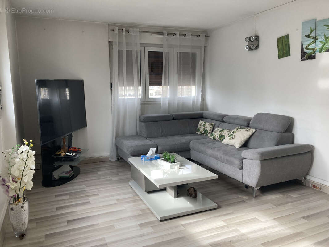Appartement à SARCELLES