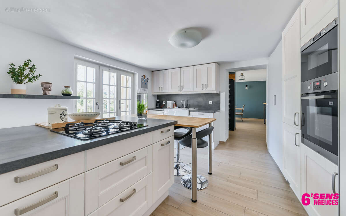 Maison à FRANCHEVILLE