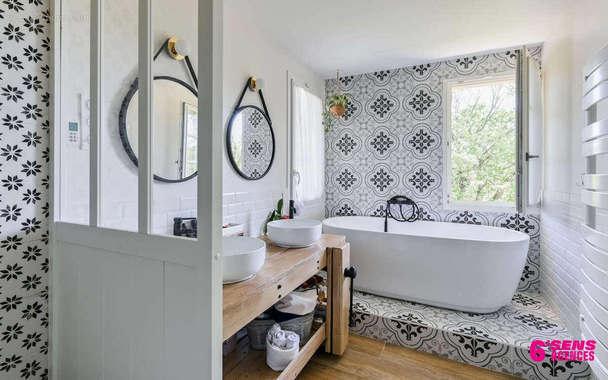 Maison à FRANCHEVILLE