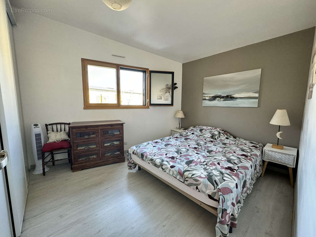 Commerce à ONET-LE-CHATEAU