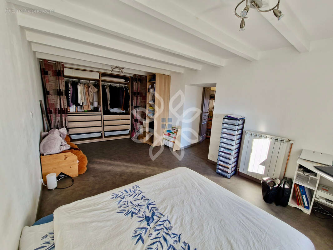 Maison à AURIAC-L&#039;EGLISE