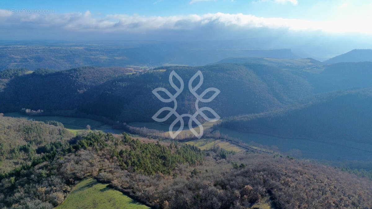 Maison à AURIAC-L&#039;EGLISE