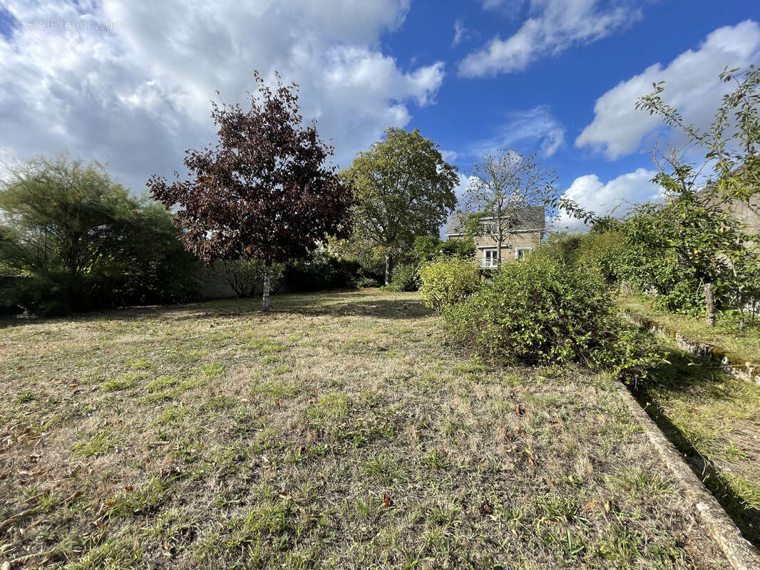 Maison à SAINT-GEREON