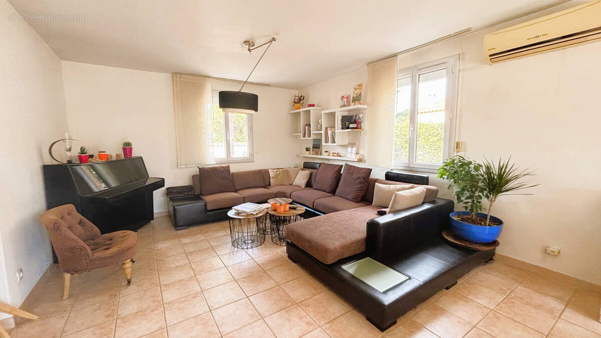 Maison à SAINTE-MARIE