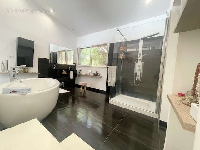 Maison à SAN-MARTINO-DI-LOTA