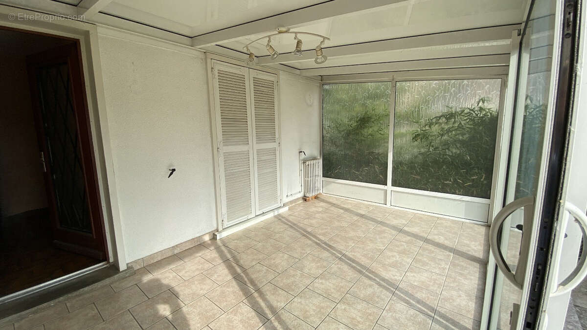 Maison à SAINT-REMY-LES-CHEVREUSE