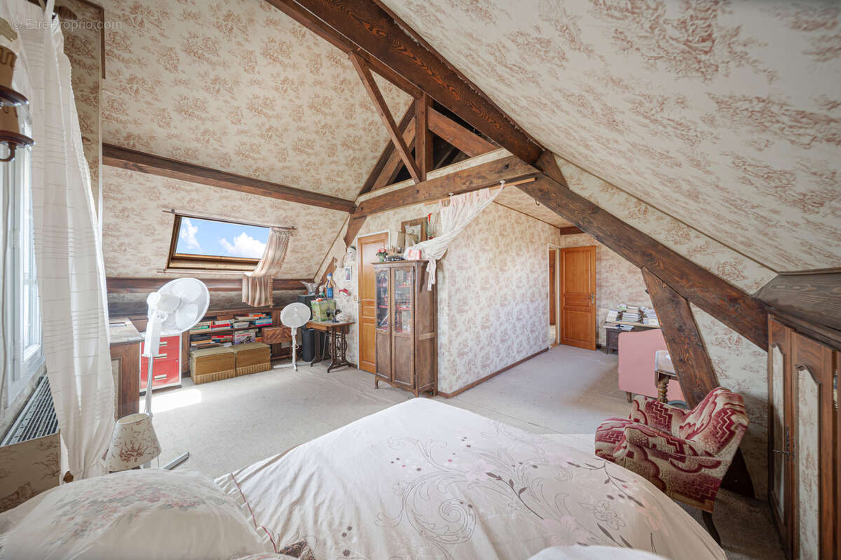 Maison à SAVIGNY-LE-SEC