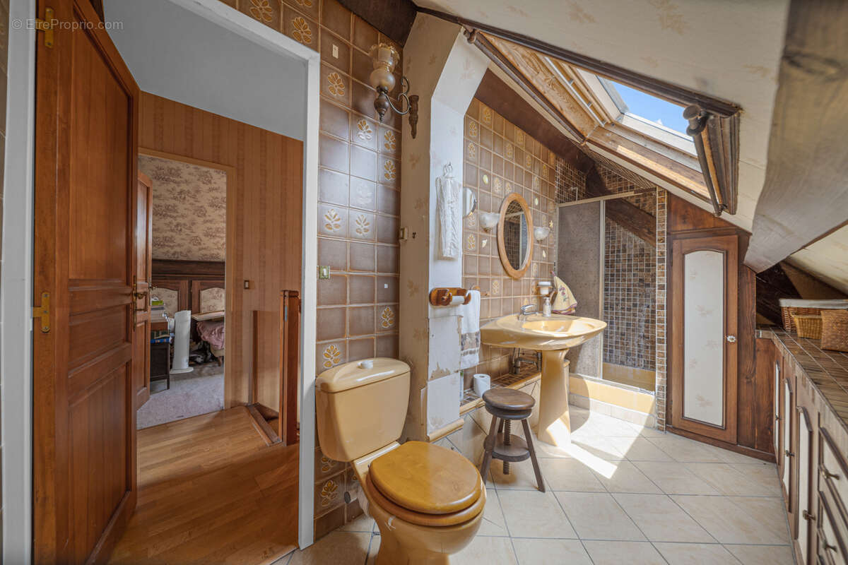 Maison à SAVIGNY-LE-SEC