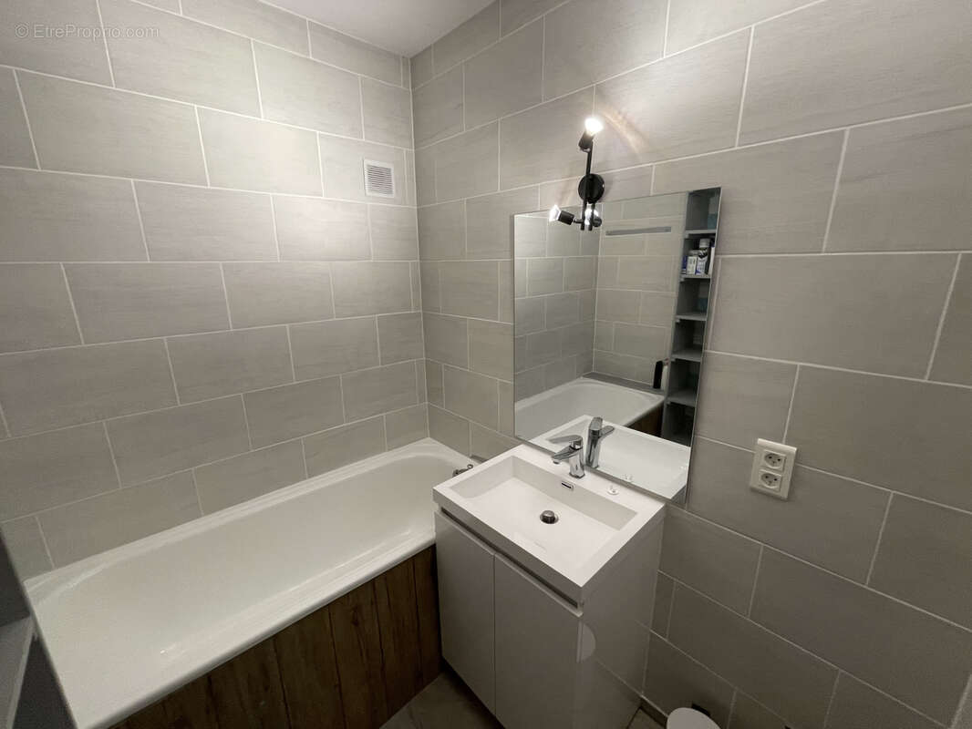 Appartement à LAVEISSIERE