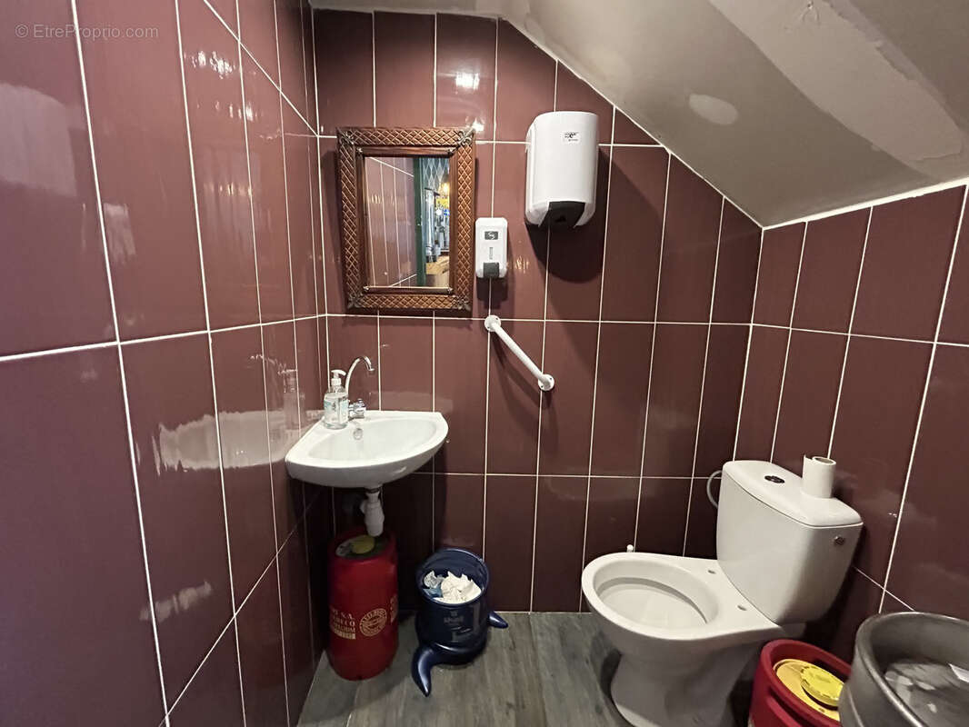 Commerce à LA SEYNE-SUR-MER