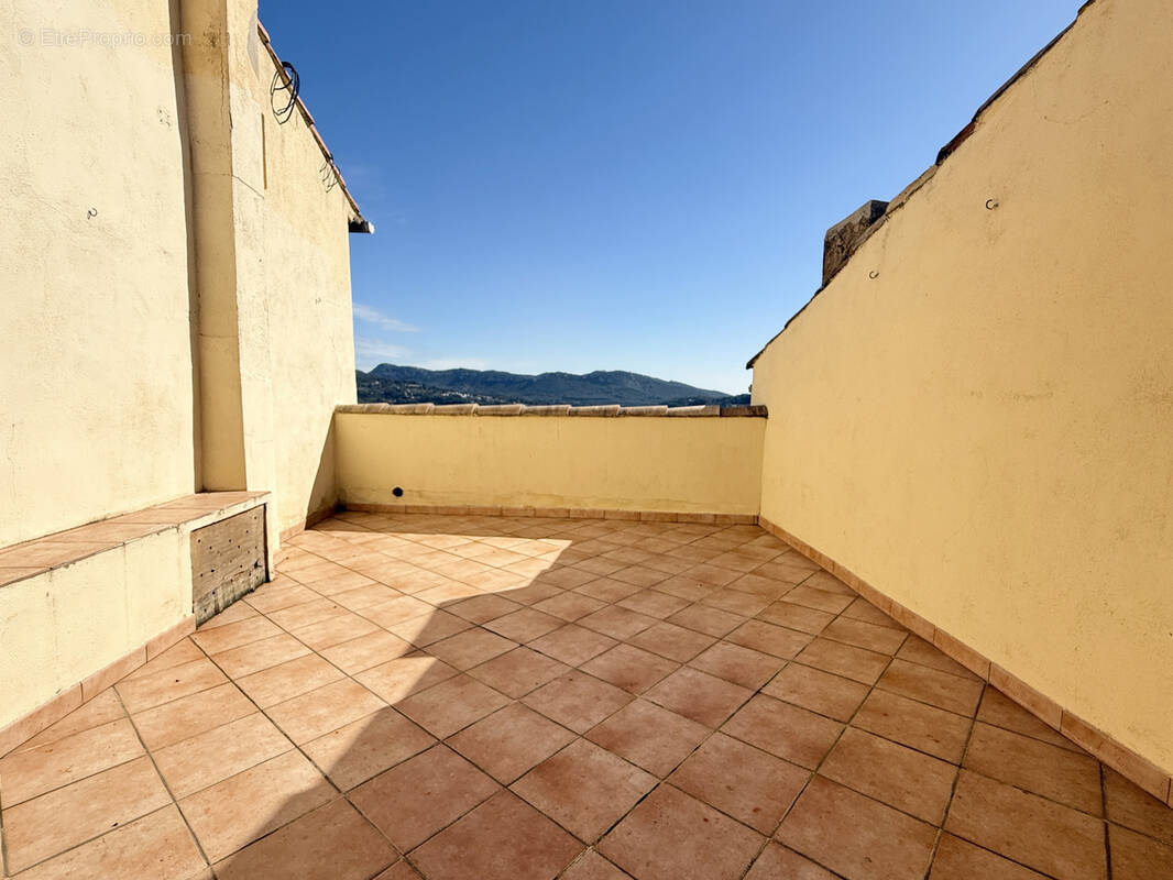 Maison à LA CADIERE-D'AZUR