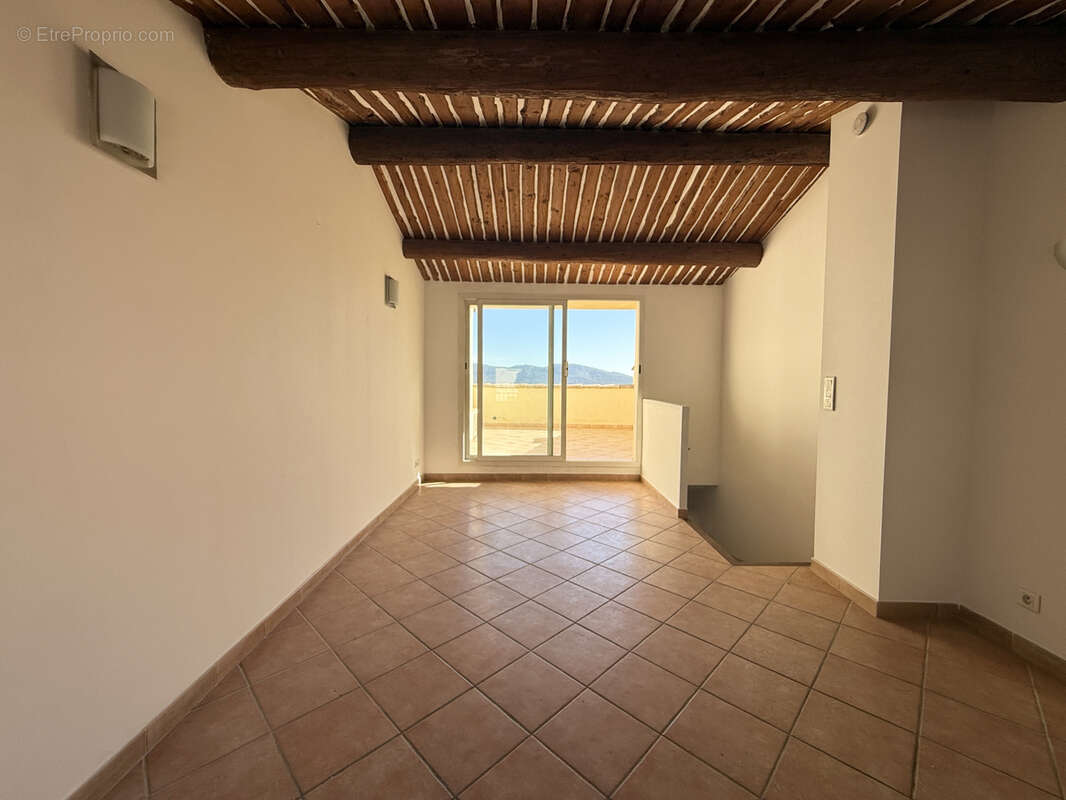 Maison à LA CADIERE-D'AZUR