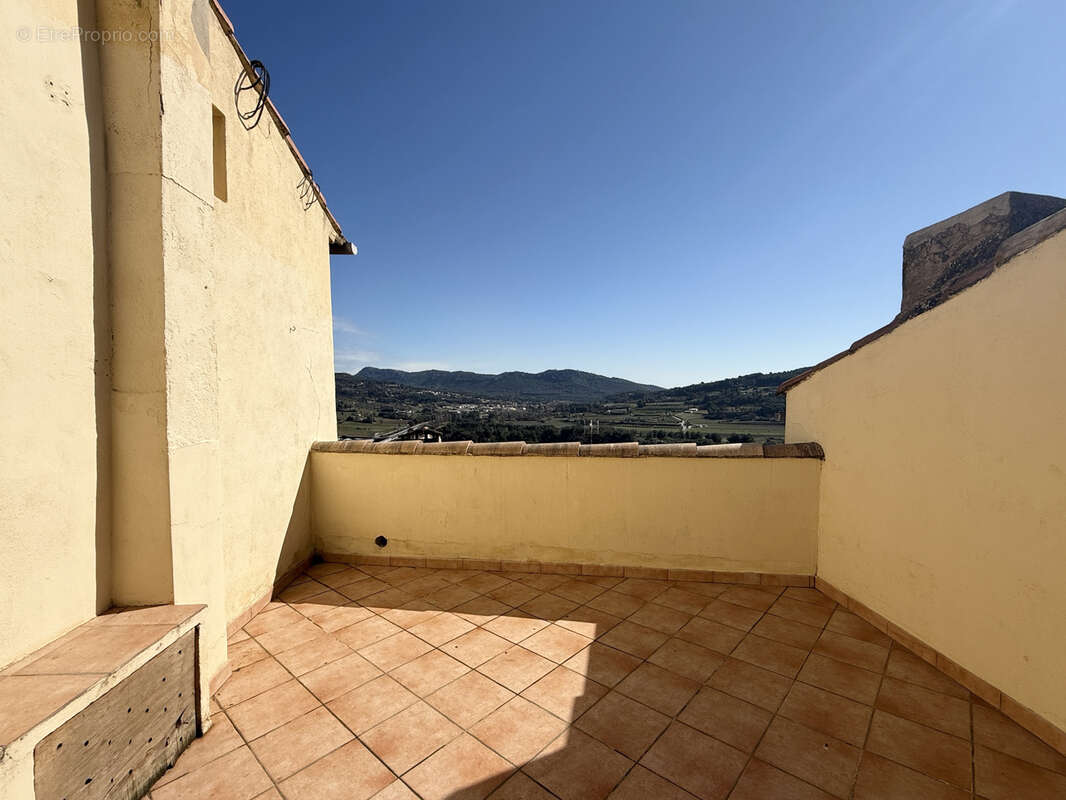 Maison à LA CADIERE-D'AZUR