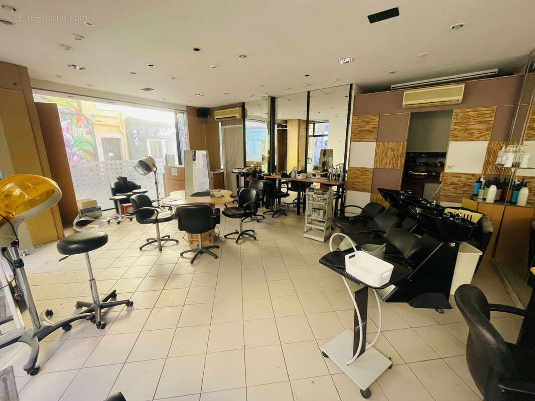 Commerce à LA SEYNE-SUR-MER