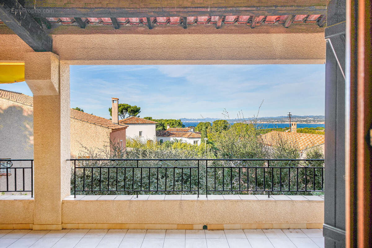 Maison à SIX-FOURS-LES-PLAGES