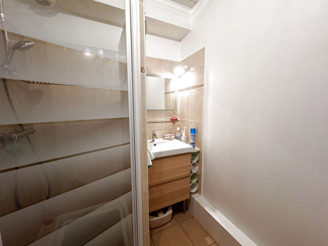 Appartement à SIX-FOURS-LES-PLAGES