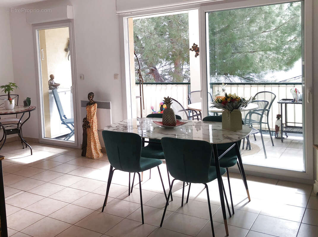 Appartement à SIX-FOURS-LES-PLAGES