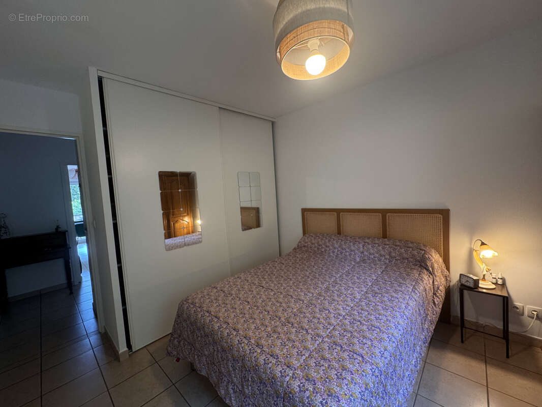 Appartement à SIX-FOURS-LES-PLAGES